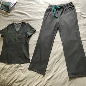 FIGS scrubs sets Graphite